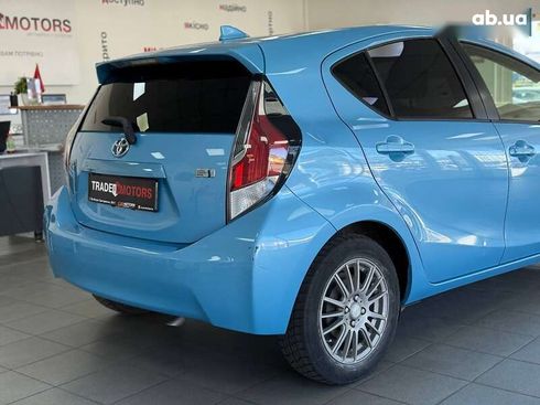 Toyota Aqua 2015 - фото 12