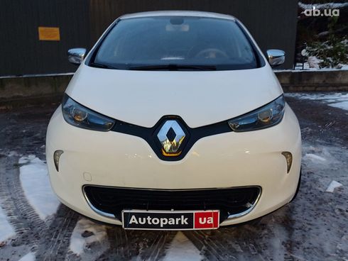 Renault Zoe 2015 белый - фото 14