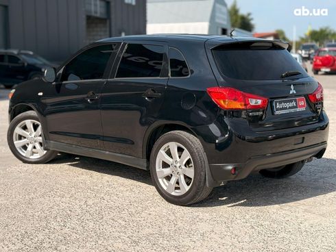 Mitsubishi Outlander 2015 черный - фото 8