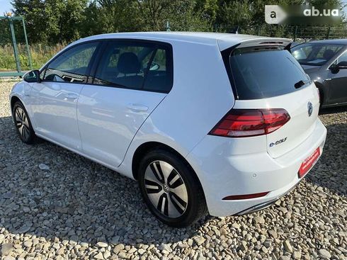 Volkswagen e-Golf 2020 - фото 7