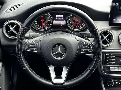 Mercedes-Benz CLA-Класс 2018 - фото 17