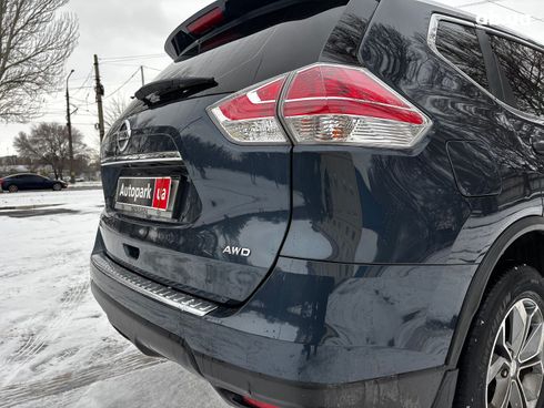 Nissan Rogue 2016 синий - фото 12