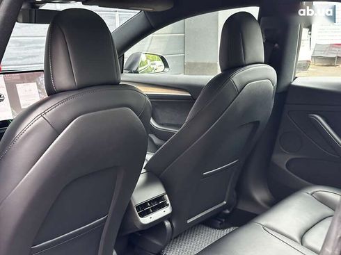 Tesla Model 3 2021 - фото 15