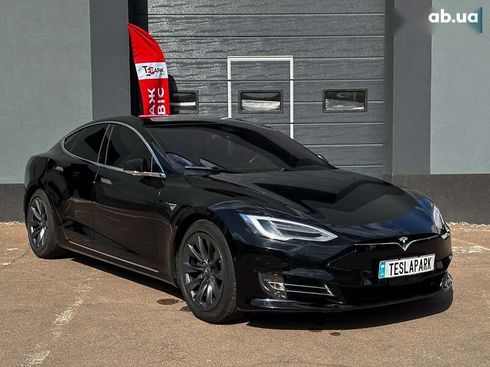 Tesla Model S 2020 - фото 12
