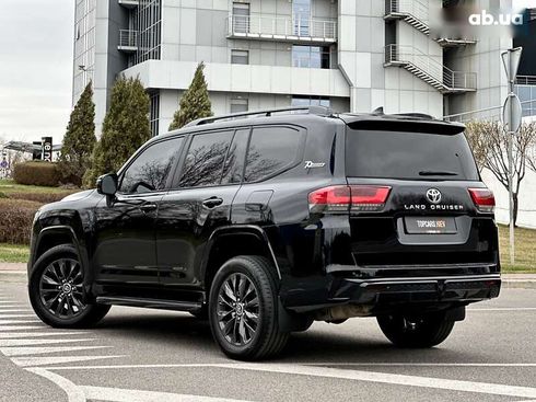 Toyota Land Cruiser 2021 - фото 6