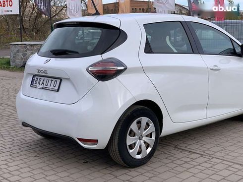 Renault Zoe 2021 - фото 16