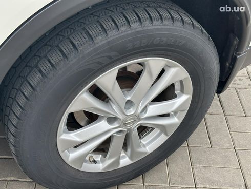Nissan Rogue 2014 белый - фото 9