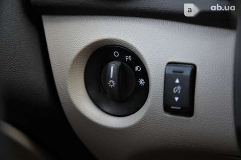 Ford Fiesta 2013 - фото 17