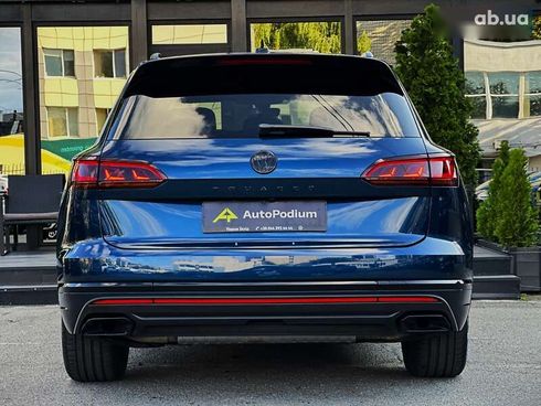 Volkswagen Touareg 2019 - фото 14