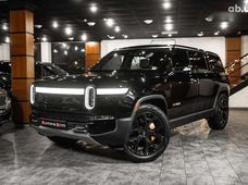 Продажа б/у Rivian R1S 2022 года - купить на Автобазаре