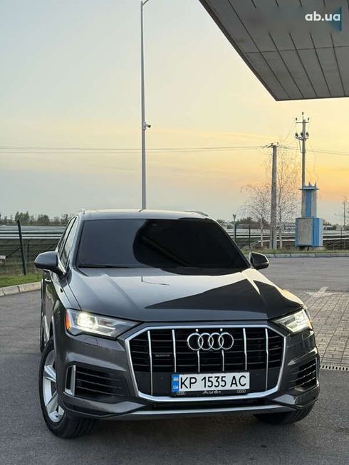 Audi Q7 2020 - фото 8