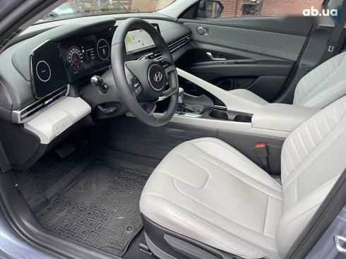 Hyundai Elantra 2024 - фото 2