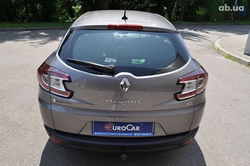 Renault Megane 2011 - фото 22