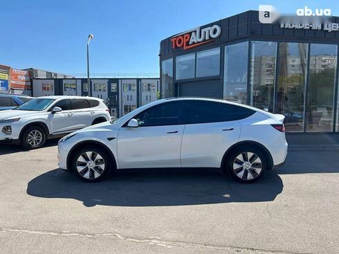 Tesla Model Y 2021 - фото 8