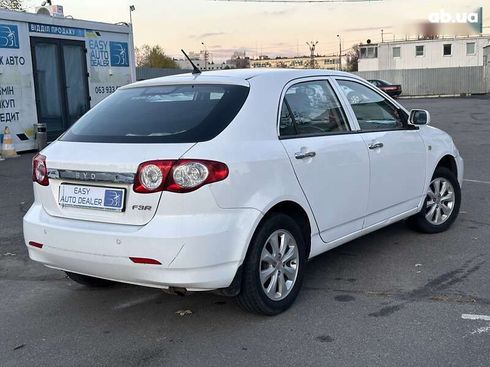 BYD F3 2012 - фото 5