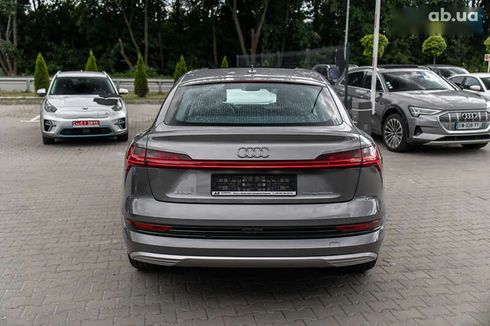 Audi E-Tron 2022 - фото 5