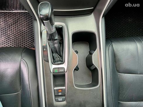 Honda Accord 2018 белый - фото 132