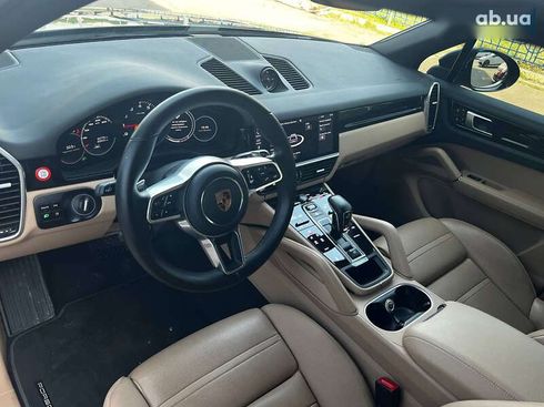 Porsche Cayenne 2020 - фото 17