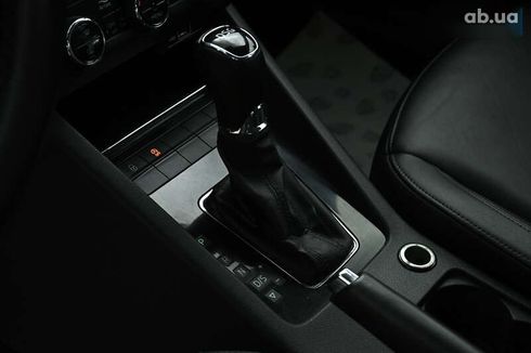Skoda Octavia 2019 - фото 24