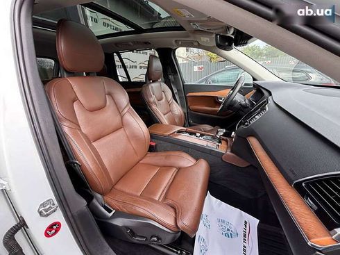 Volvo XC90 2018 - фото 27