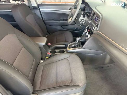 Hyundai Avante 2019 - фото 29