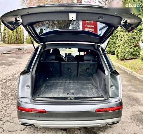 Audi Q7 2016 - фото 15
