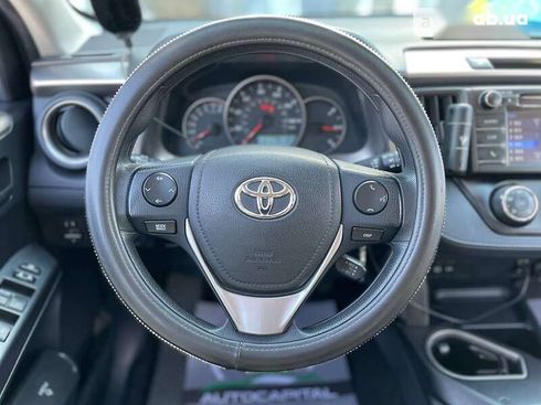 Toyota RAV4 2016 - фото 13