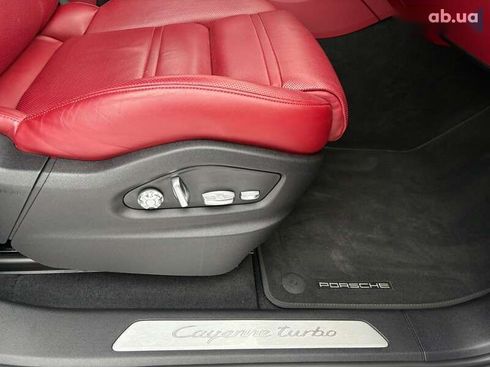 Porsche Cayenne 2018 - фото 16