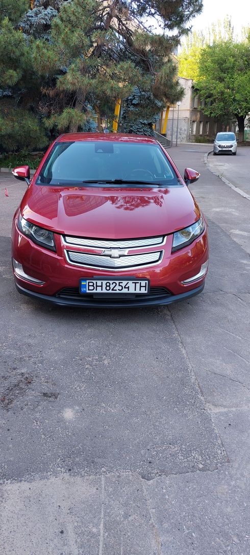Chevrolet Volt 2015 красный - фото 4