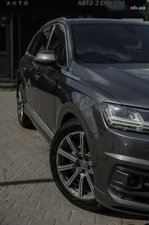 Audi Q7 2018 - фото 14