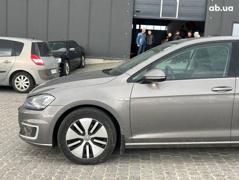 Volkswagen e-Golf 2015 серый - фото 5