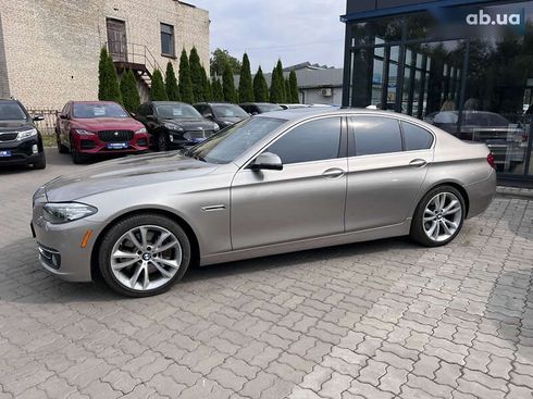 BMW 5 серия 2015 - фото 9