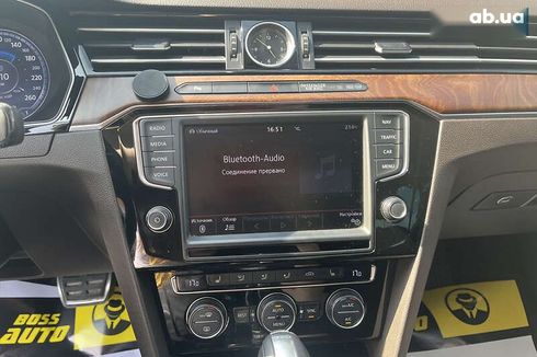 Volkswagen Passat 2015 - фото 13