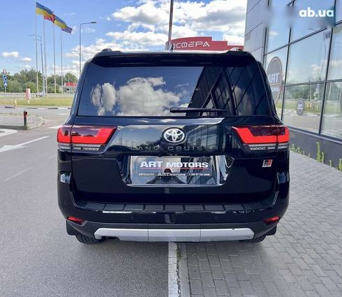 Toyota Land Cruiser 2023 - фото 11