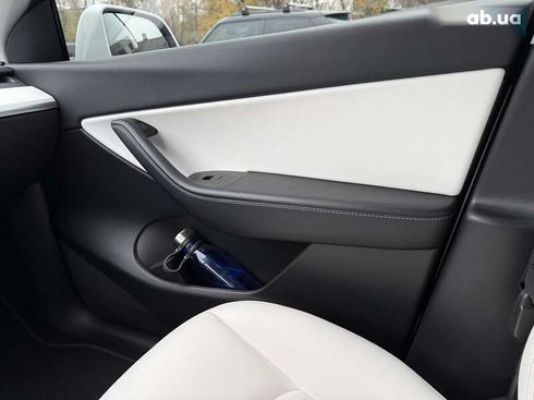 Tesla Model Y 2021 - фото 27