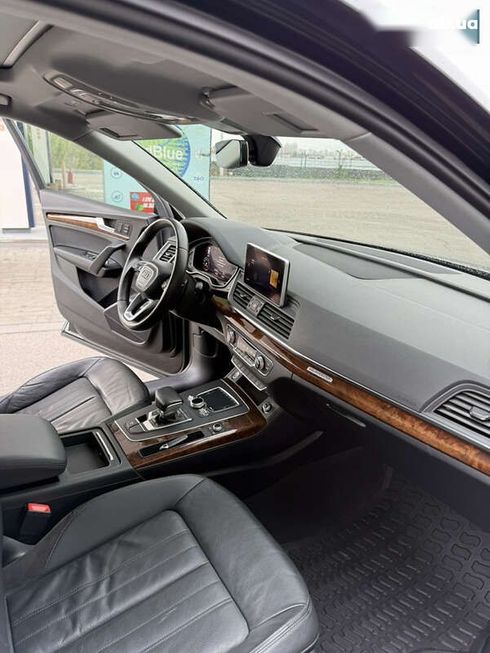 Audi Q5 2017 - фото 26