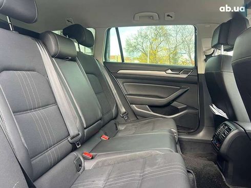 Volkswagen Passat 2016 - фото 22