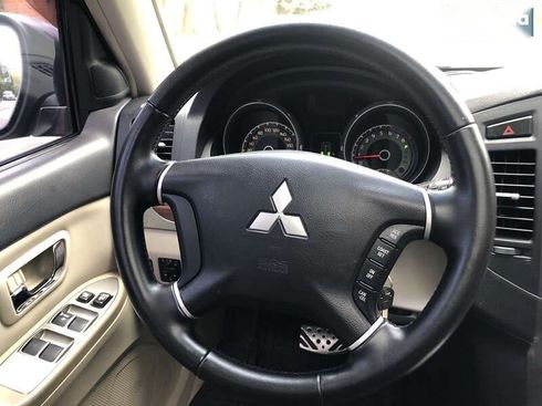 Mitsubishi Pajero Wagon 2007 - фото 13