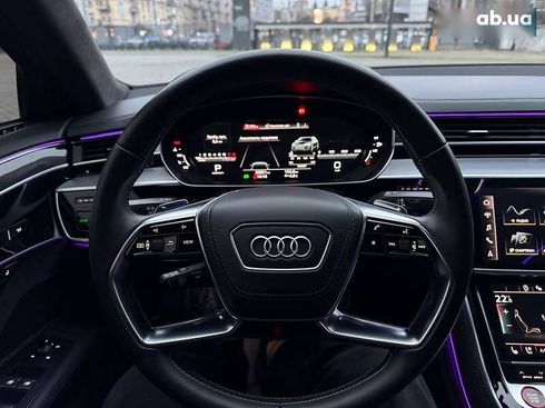 Audi S8 2021 - фото 23