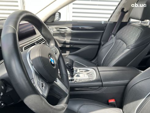 BMW 7 серия 2021 - фото 30
