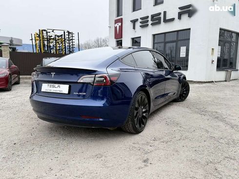 Tesla Model 3 2021 - фото 15