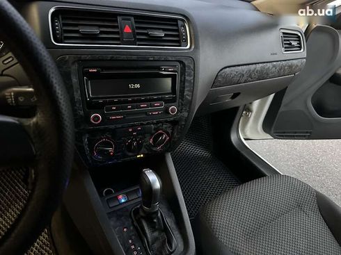 Volkswagen Jetta 2012 - фото 27