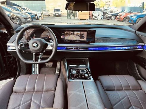 BMW 7 серия 2023 - фото 18