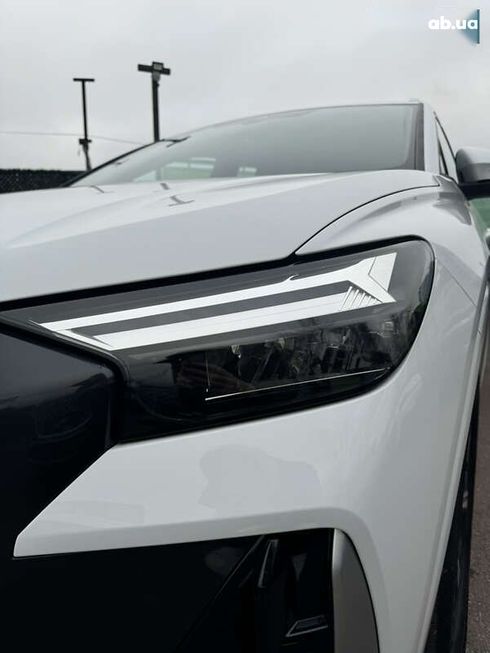 Audi Q4 e-tron 2023 - фото 7