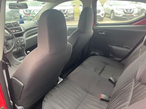 Nissan Pixo 2009 красный - фото 25