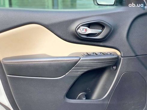 Jeep Cherokee 2016 - фото 21