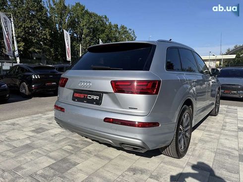 Audi Q7 2018 - фото 14