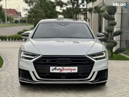 Audi S8 2020 - фото 2
