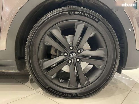 Hyundai Grand Santa Fe 2015 - фото 14