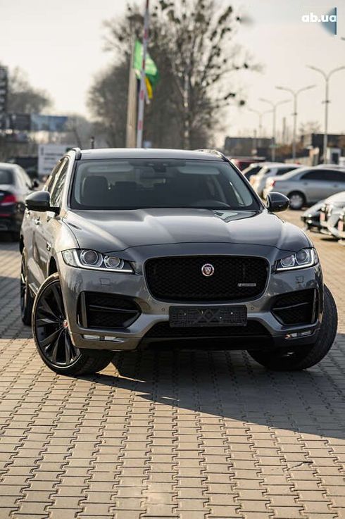 Jaguar F-Pace 2017 - фото 10